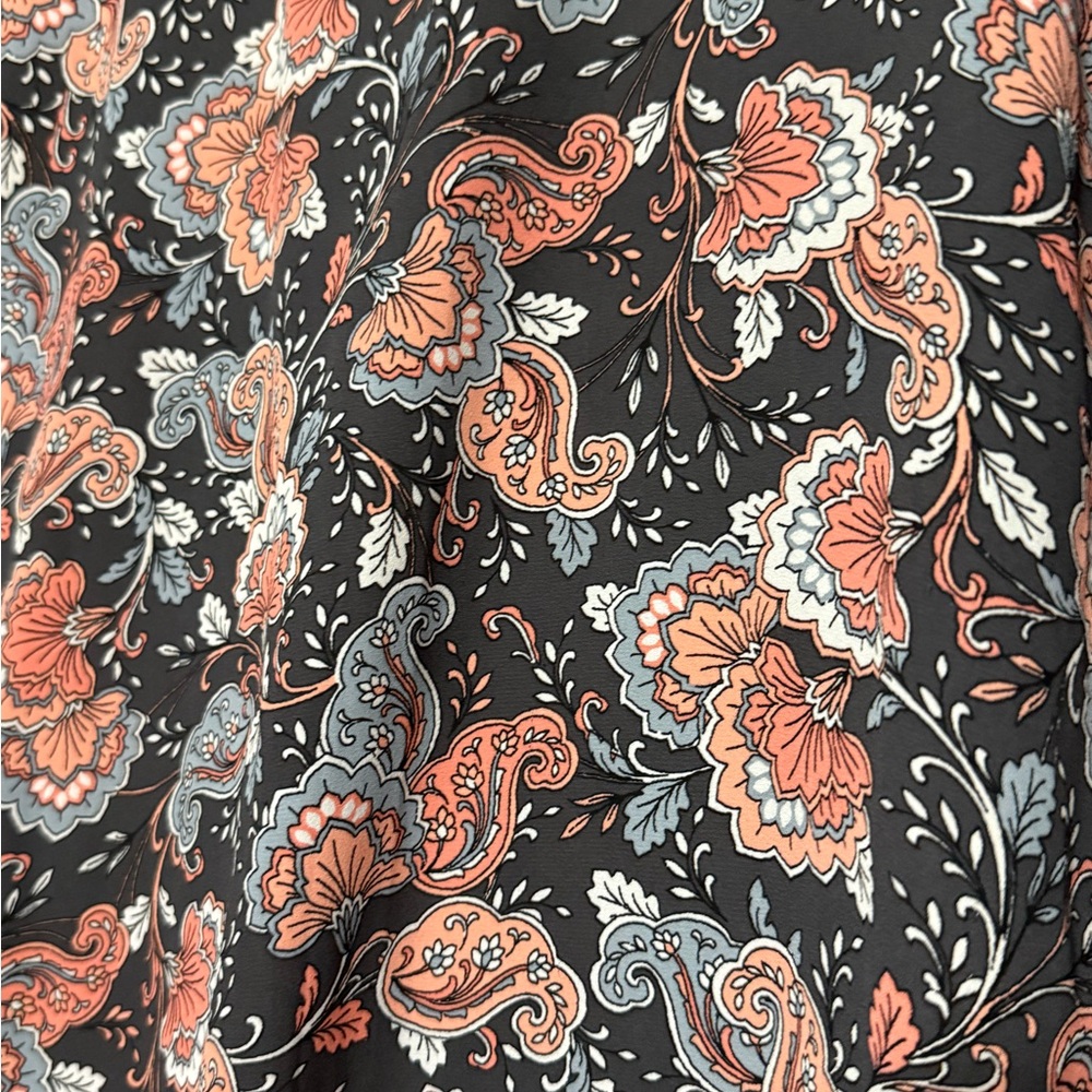 LOFT Grey and Pink Paisley Blouse - Picture 3 of 5